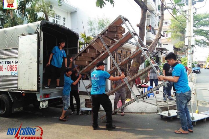 Chuyển phòng trọ mới không gặp vận xui cùng Huy Cường Express